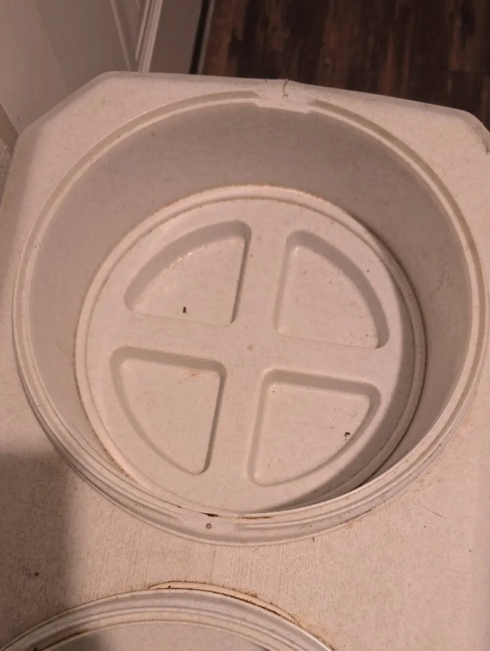 Durable Dual Dog Feeder Bowl in Off-White